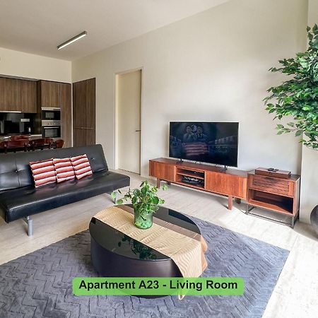 By The Sea- Pool And Sea View Apartment บาตูเฟอริงกี ภายนอก รูปภาพ