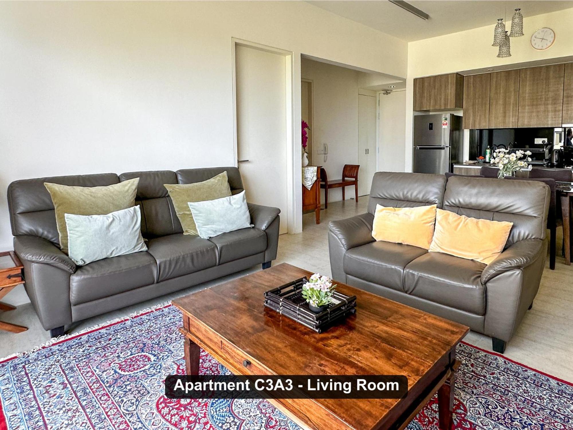 By The Sea- Pool And Sea View Apartment บาตูเฟอริงกี ภายนอก รูปภาพ
