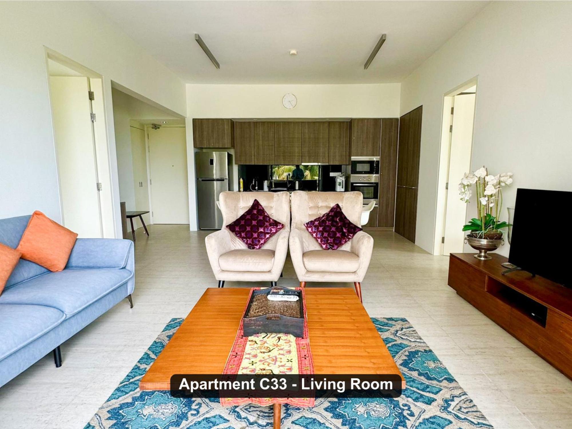 By The Sea- Pool And Sea View Apartment บาตูเฟอริงกี ภายนอก รูปภาพ