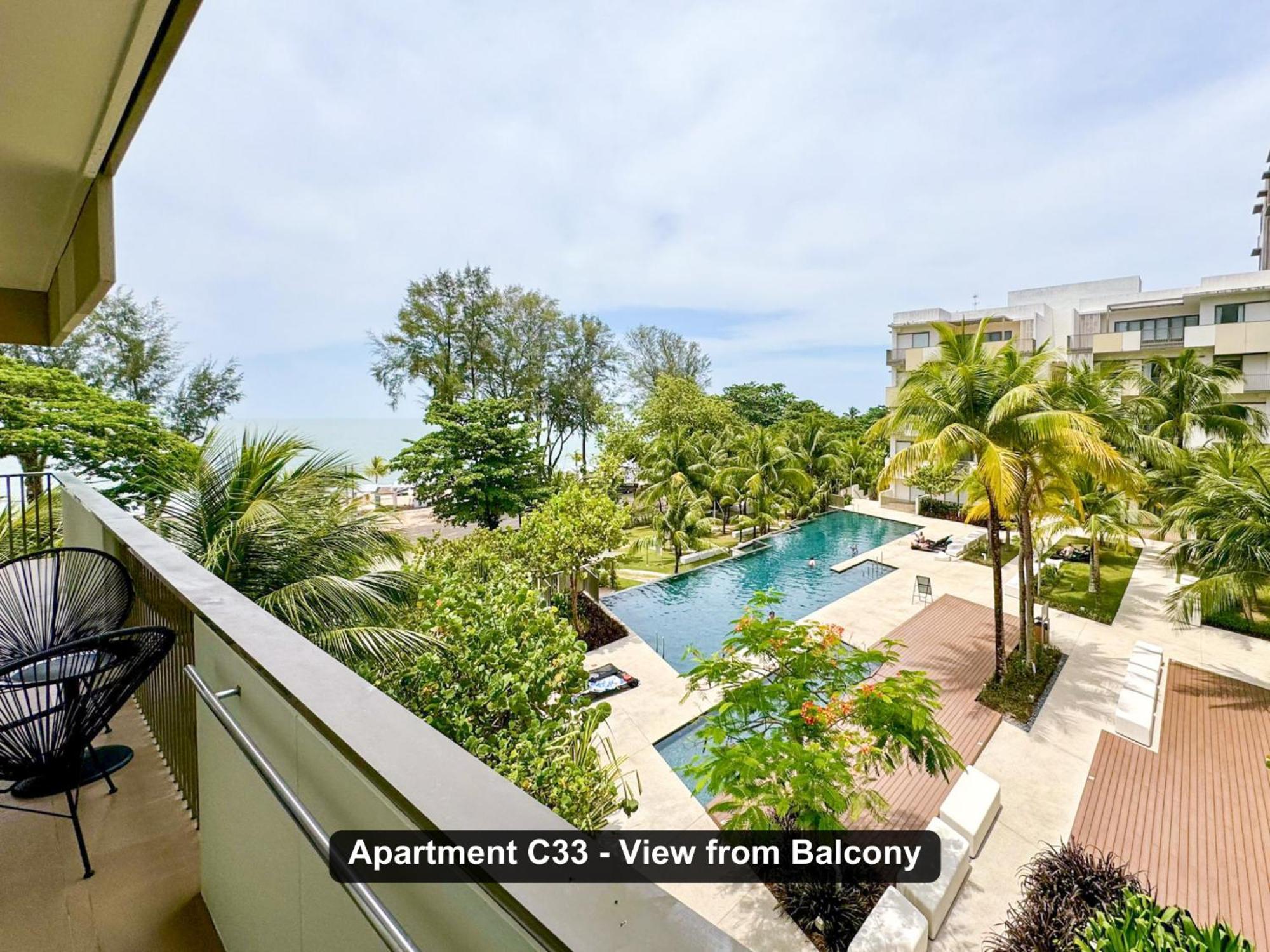 By The Sea- Pool And Sea View Apartment บาตูเฟอริงกี ภายนอก รูปภาพ