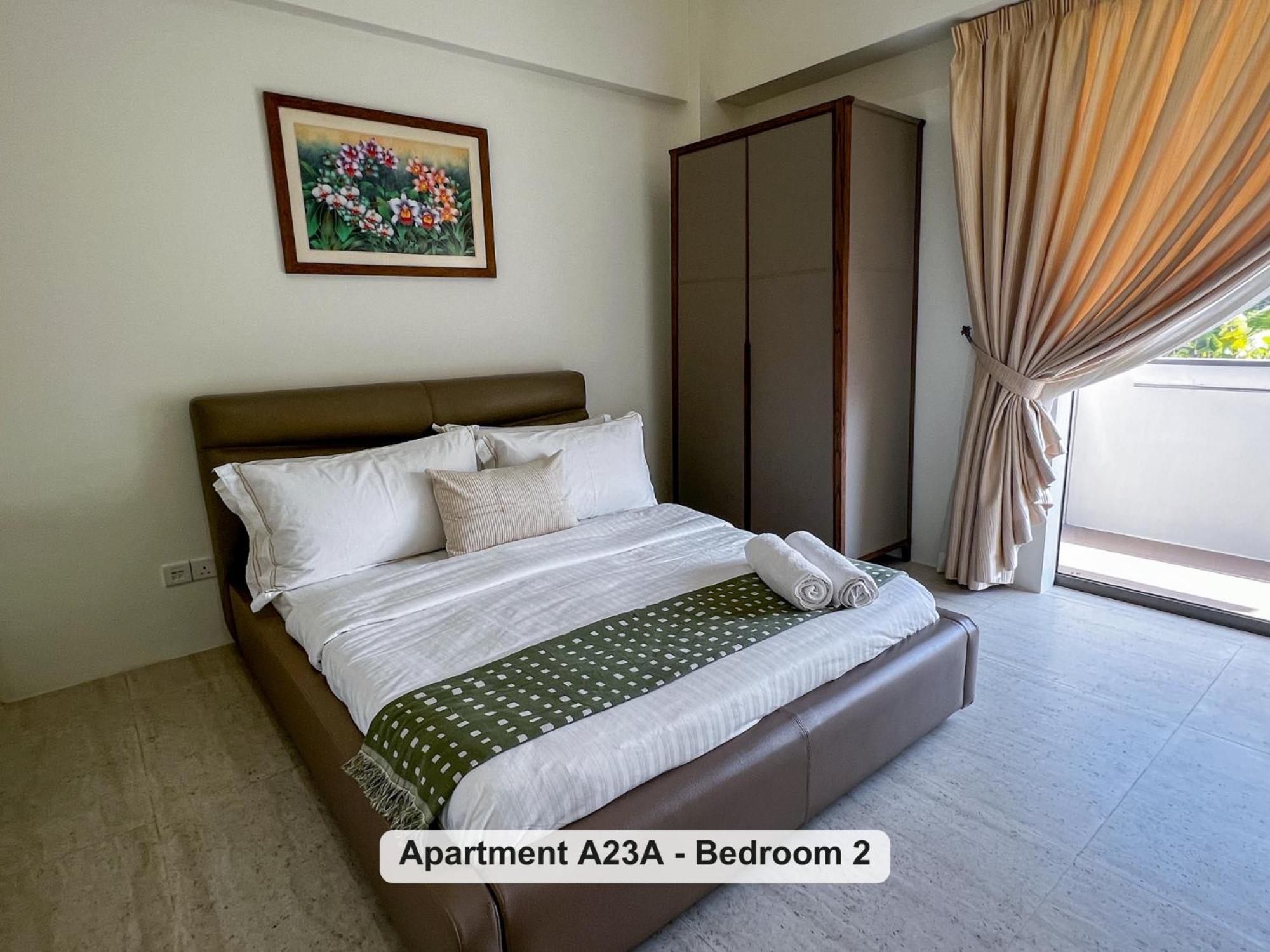 By The Sea- Pool And Sea View Apartment บาตูเฟอริงกี ภายนอก รูปภาพ