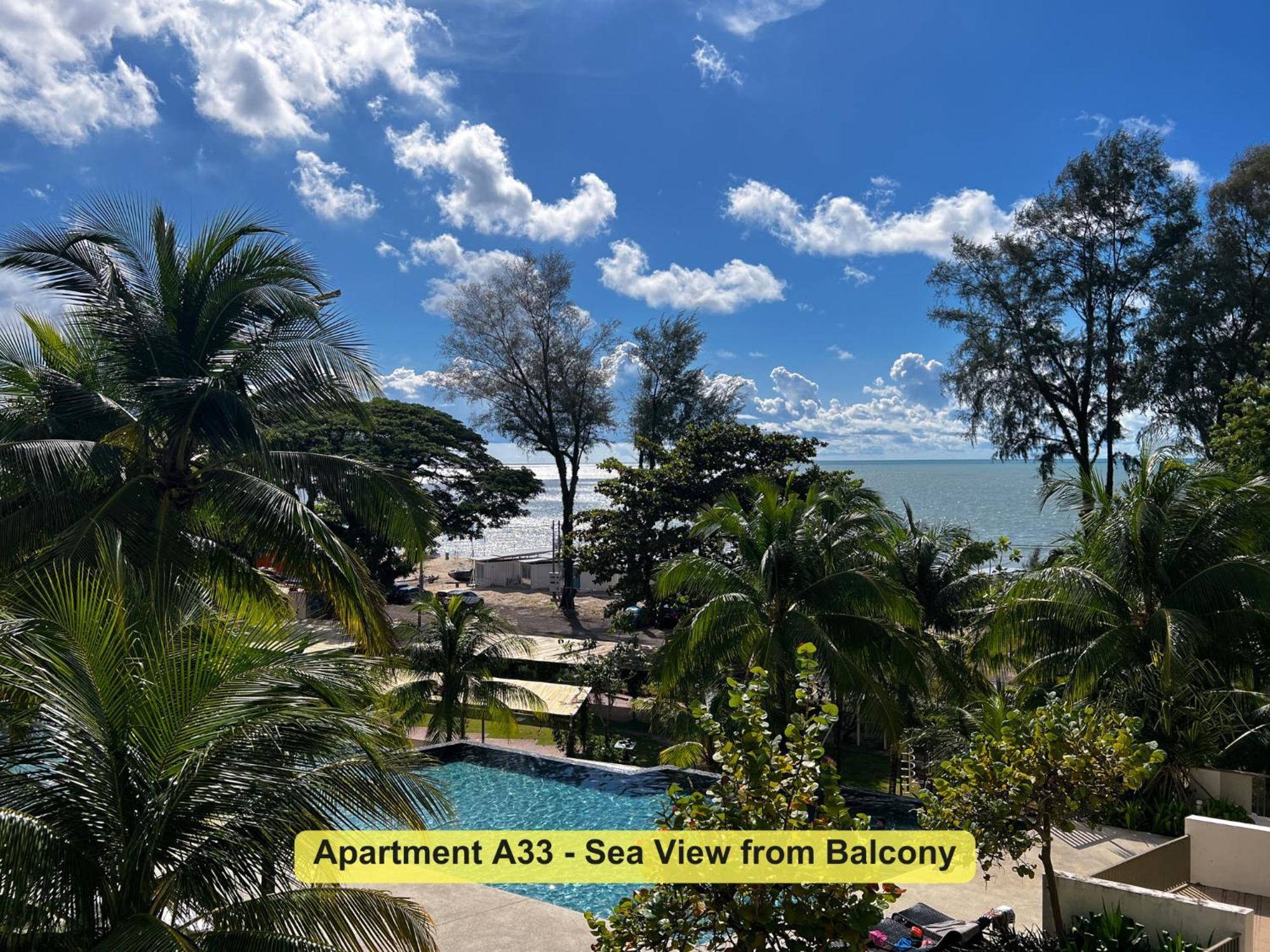 By The Sea- Pool And Sea View Apartment บาตูเฟอริงกี ภายนอก รูปภาพ