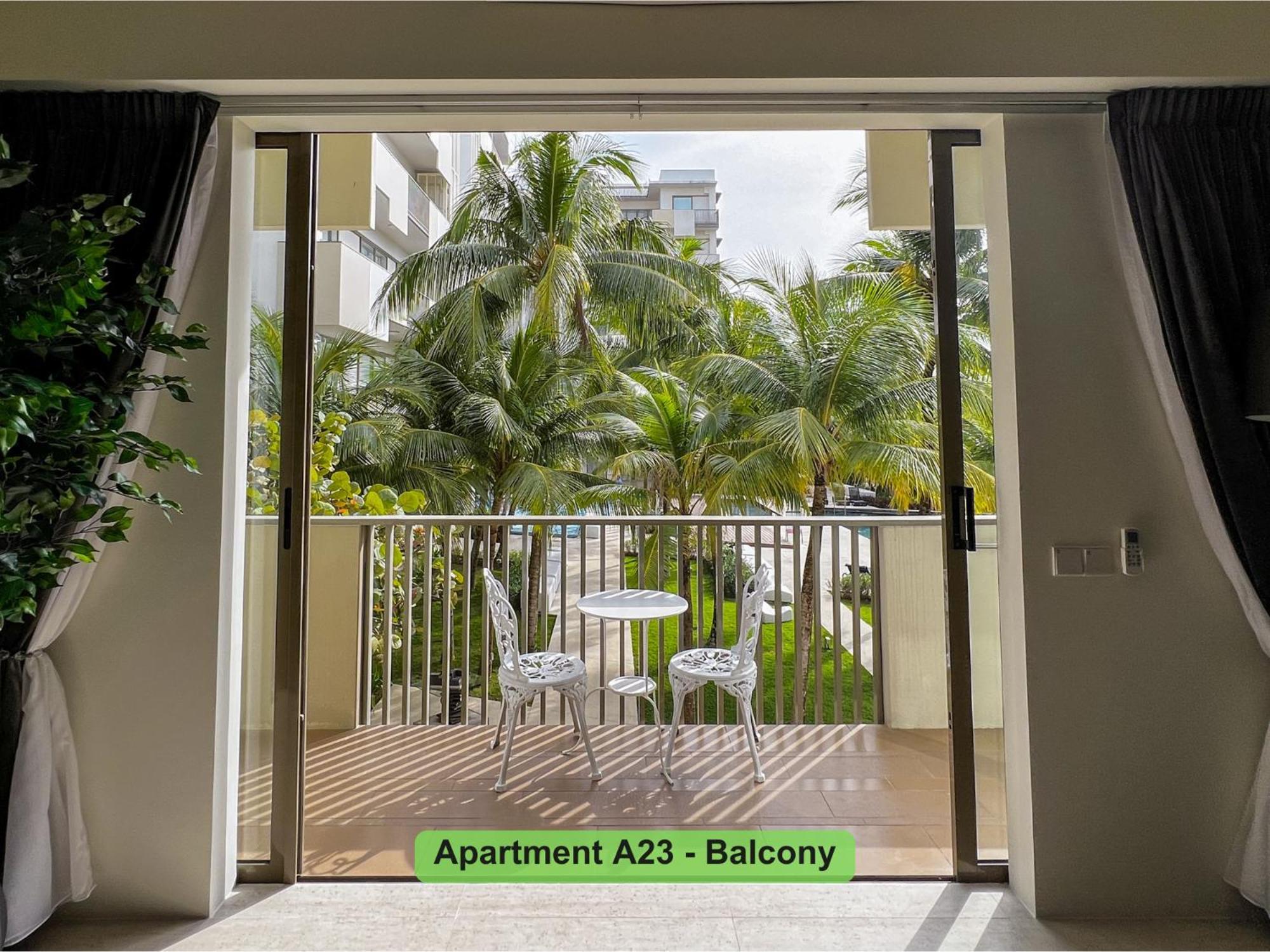 By The Sea- Pool And Sea View Apartment บาตูเฟอริงกี ภายนอก รูปภาพ