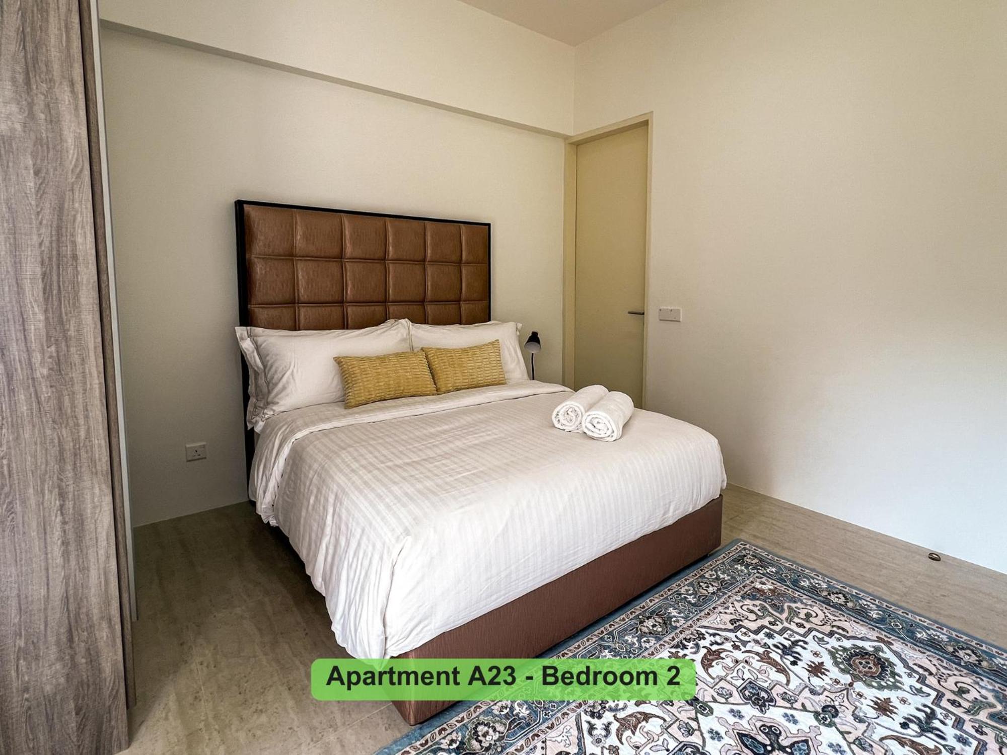 By The Sea- Pool And Sea View Apartment บาตูเฟอริงกี ภายนอก รูปภาพ